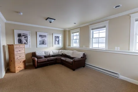 18 North Jefferson Road South Burlington VT 05403