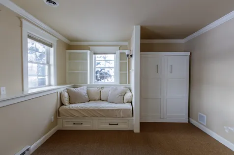 18 North Jefferson Road South Burlington VT 05403