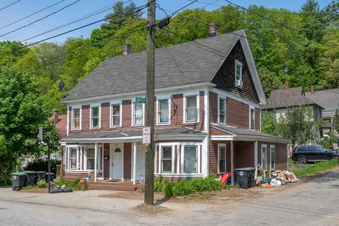 186 W Bow Street Franklin NH 03235