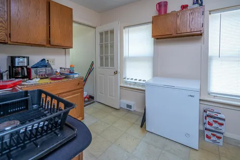 186 W Bow Street Franklin NH 03235