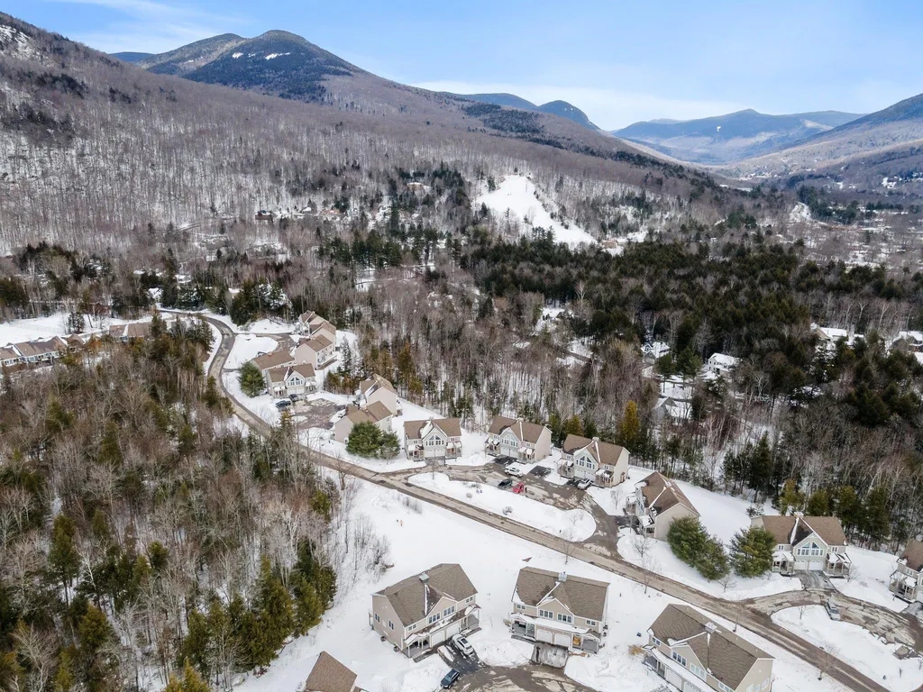 134 Woodland Loop Lincoln NH 03251