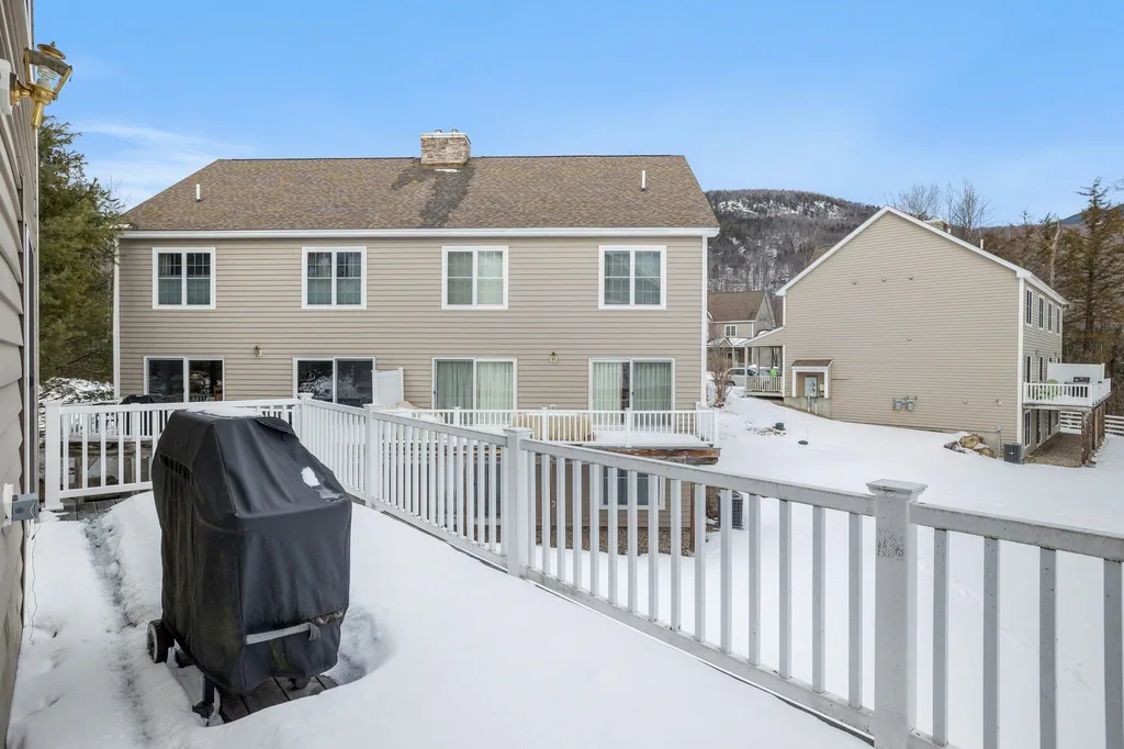 134 Woodland Loop Lincoln NH 03251