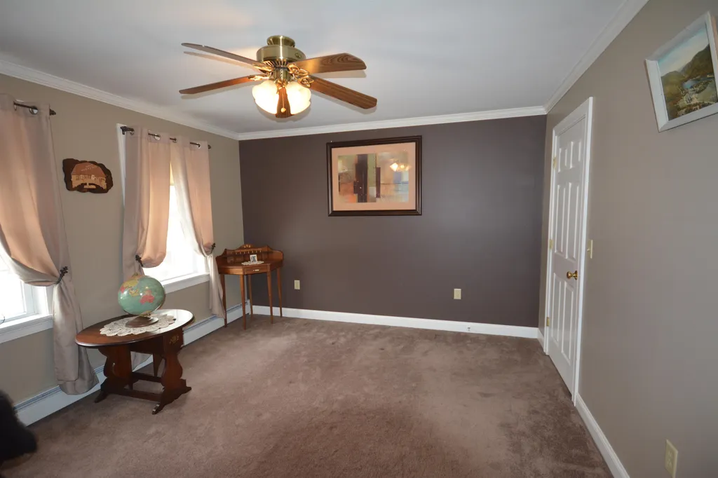 40 Center Road Chichester NH 03258