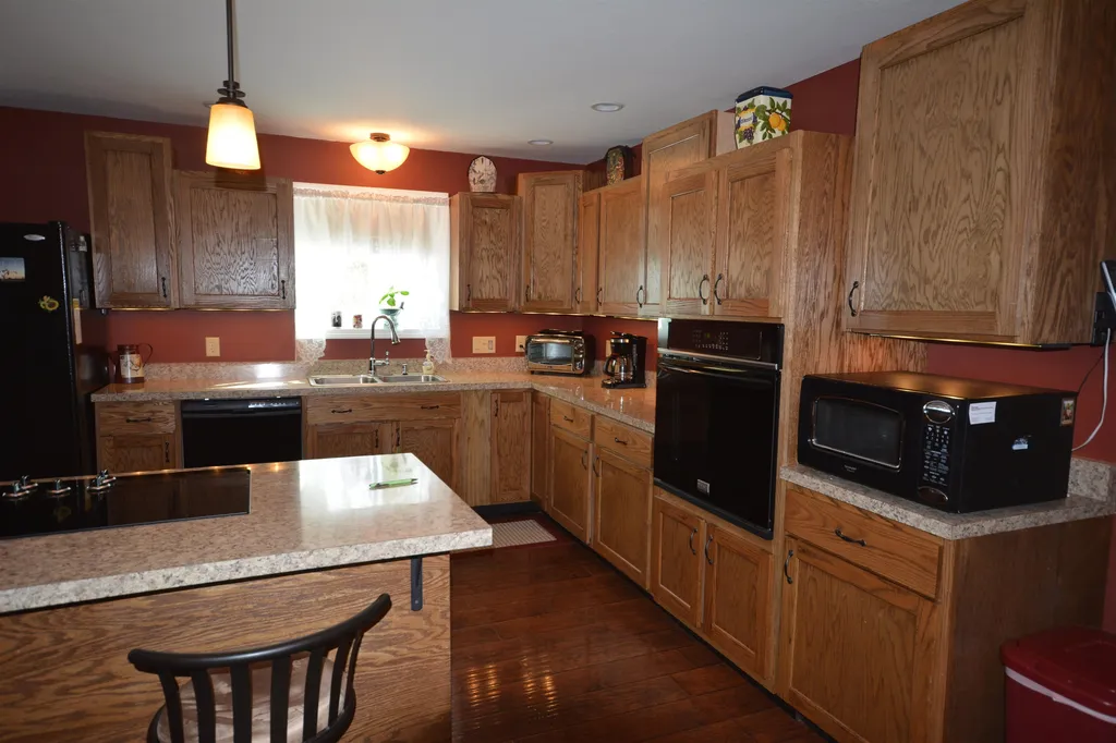 40 Center Road Chichester NH 03258