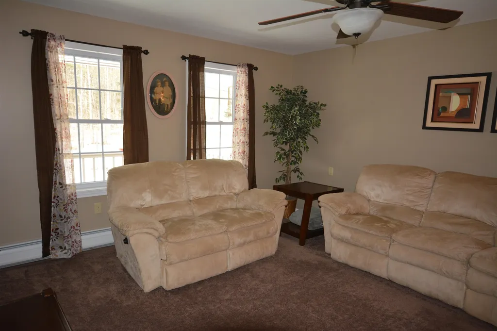40 Center Road Chichester NH 03258