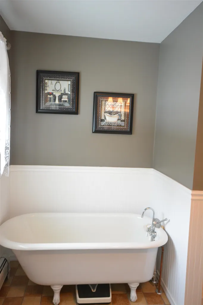 40 Center Road Chichester NH 03258
