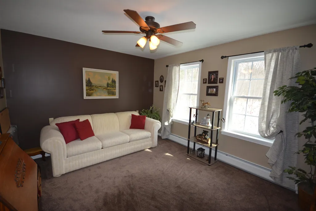 40 Center Road Chichester NH 03258