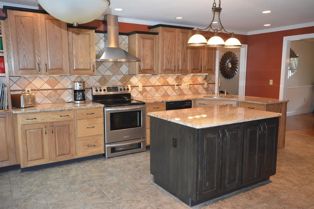 40 Center Road Chichester NH 03258