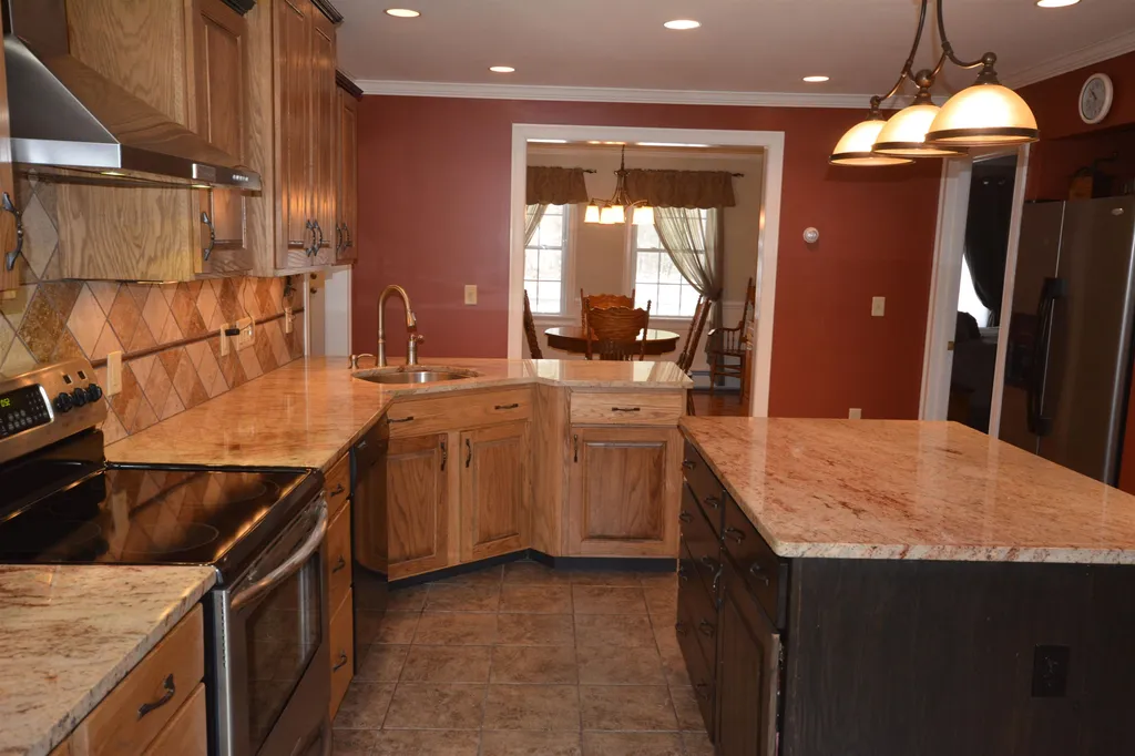 40 Center Road Chichester NH 03258