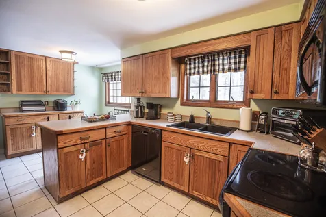 21 Hawthorne Drive Fremont NH 03044