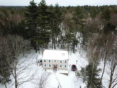 21 Hawthorne Drive Fremont NH 03044