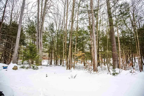 21 Hawthorne Drive Fremont NH 03044