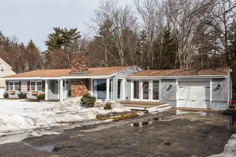1348 Lake Shore Road Manchester NH 03109