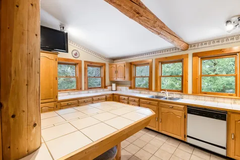 504 Old Post Road Newbury NH 03255