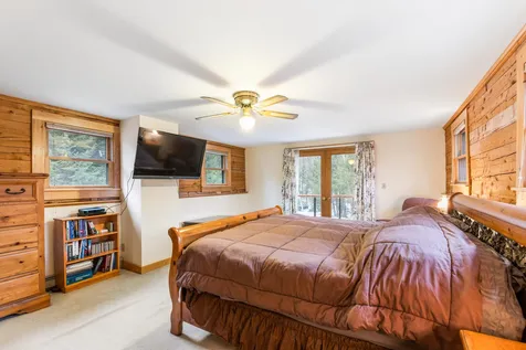 504 Old Post Road Newbury NH 03255