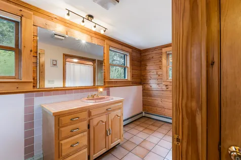 504 Old Post Road Newbury NH 03255