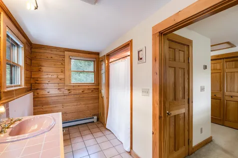 504 Old Post Road Newbury NH 03255