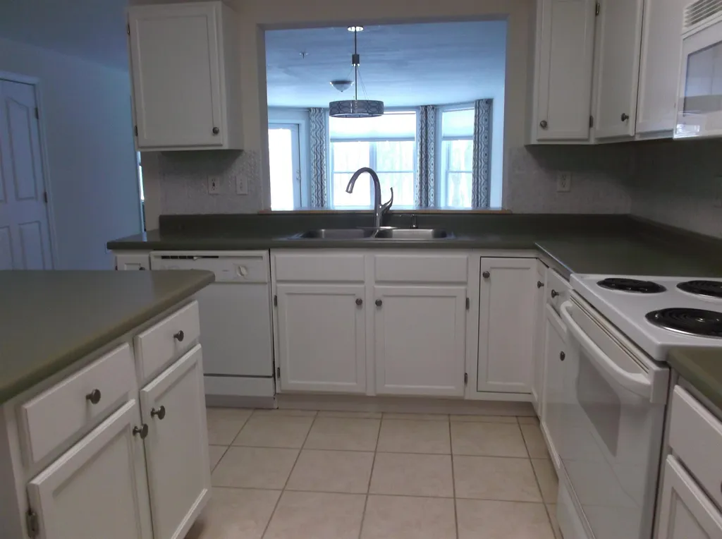 37 Claire Pointe Road Burlington VT 05408