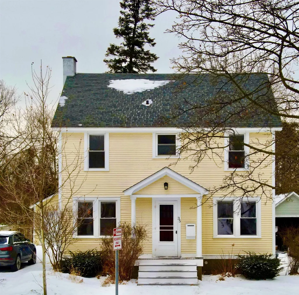 35 University Terrace Burlington VT 05401