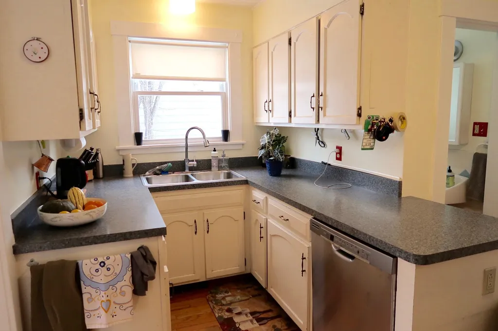 35 University Terrace Burlington VT 05401