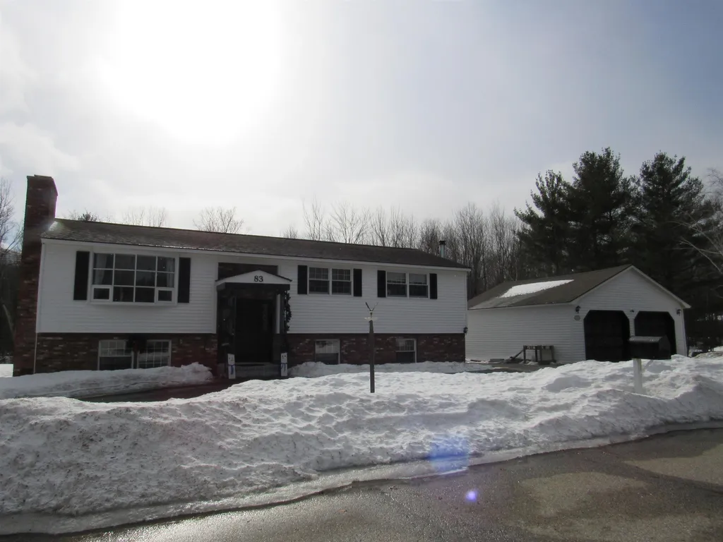 83 Evans Street Gorham NH 03581