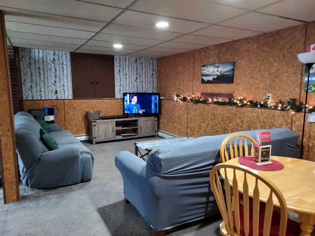 83 Evans Street Gorham NH 03581