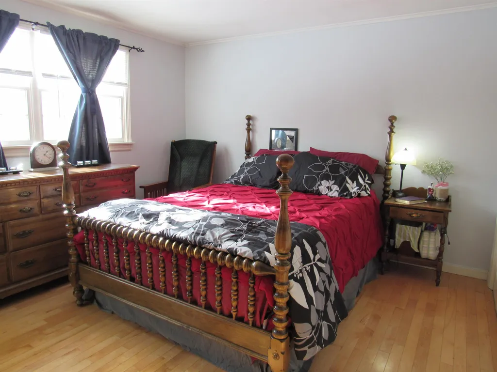 83 Evans Street Gorham NH 03581