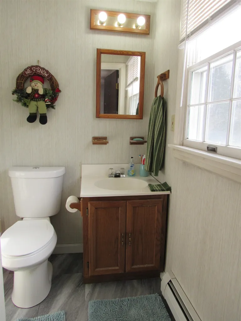 83 Evans Street Gorham NH 03581