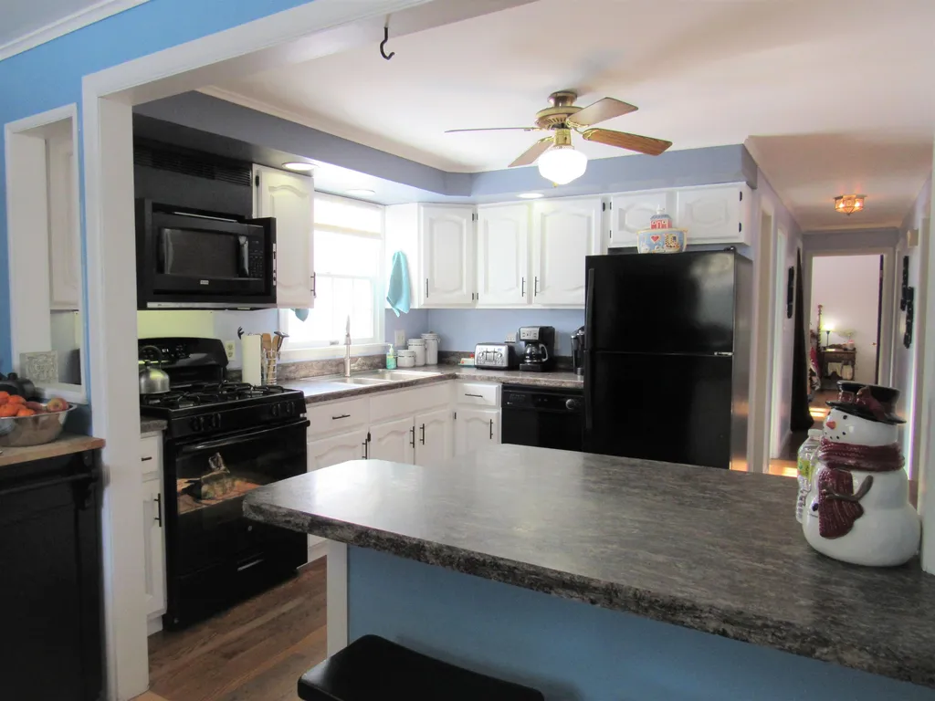 83 Evans Street Gorham NH 03581