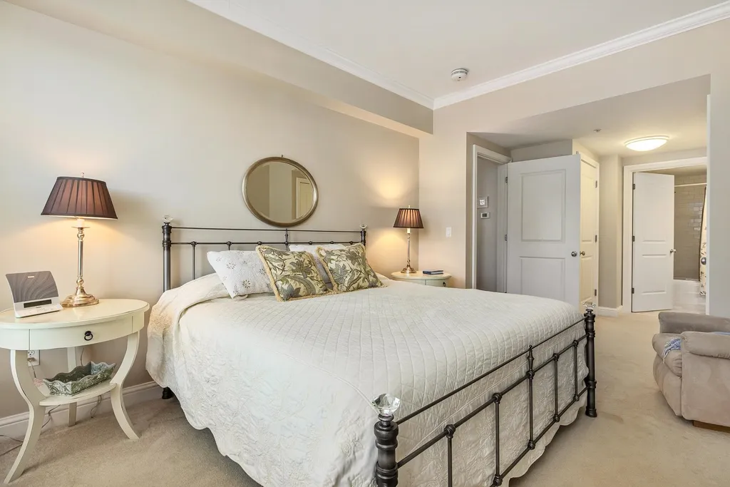 77 Hanover Street Portsmouth NH 03801