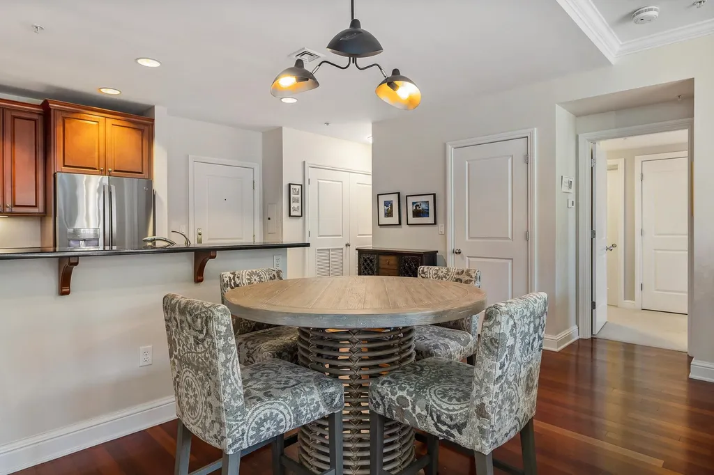 77 Hanover Street Portsmouth NH 03801