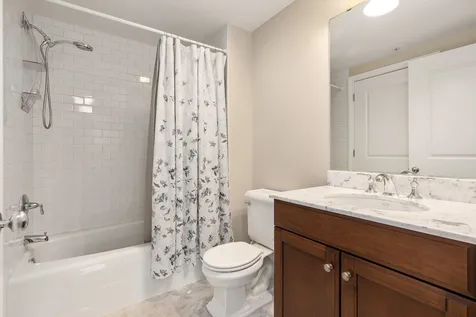 77 Hanover Street Portsmouth NH 03801
