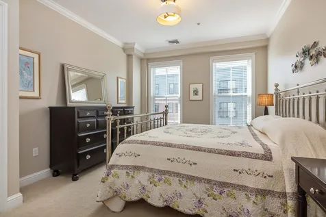 77 Hanover Street Portsmouth NH 03801