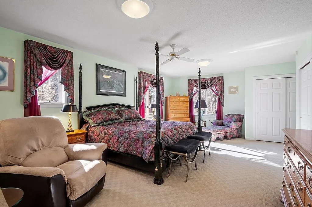120 Range Road Windham NH 03087