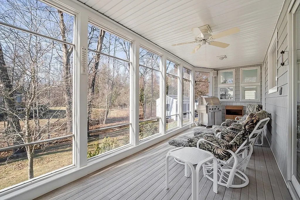 120 Range Road Windham NH 03087