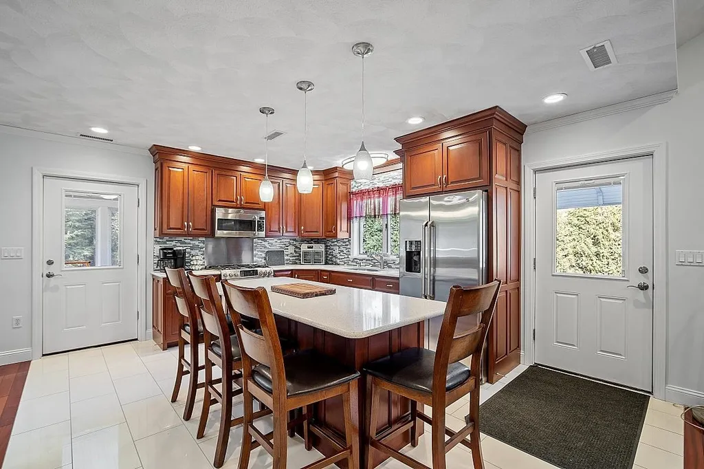 120 Range Road Windham NH 03087