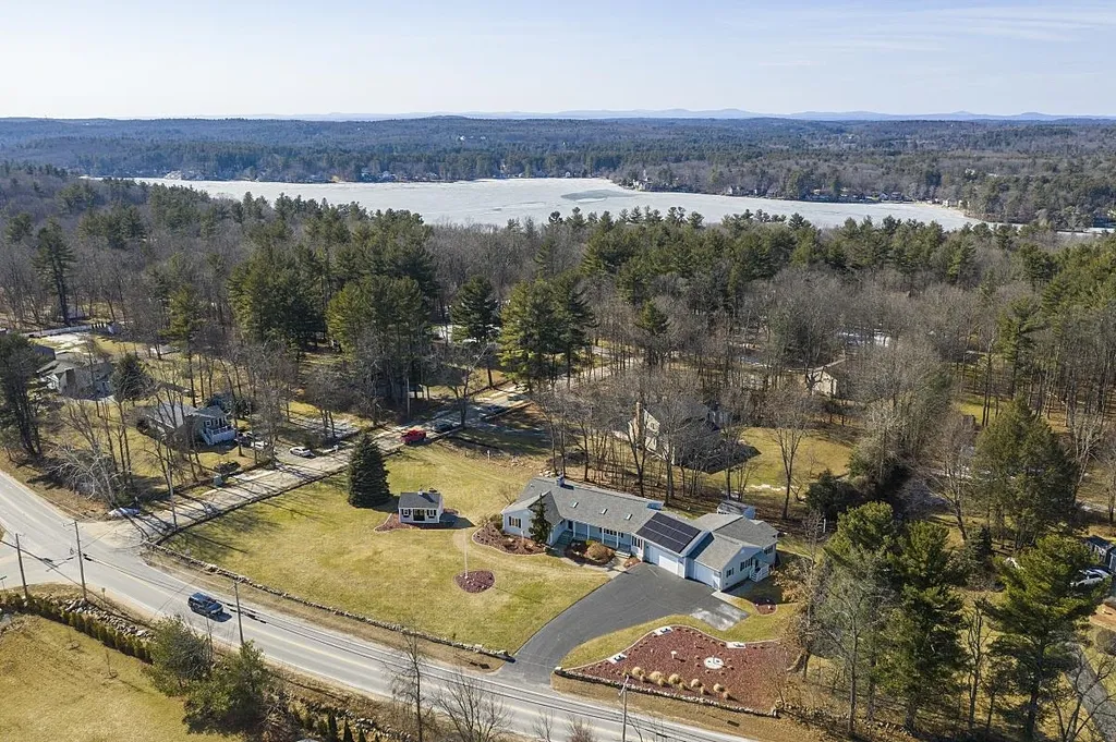 120 Range Road Windham NH 03087