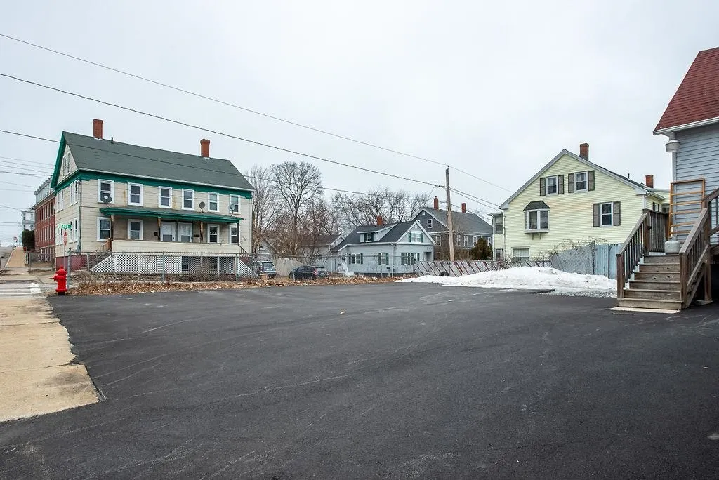 102 Green Street Somersworth NH 03878