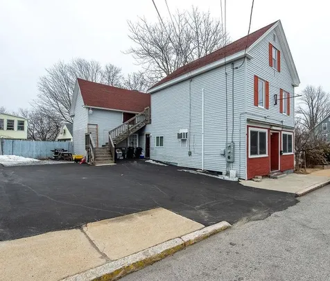 102 Green Street Somersworth NH 03878
