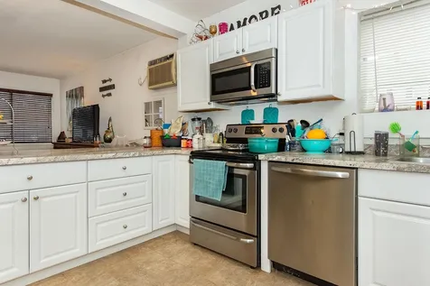 102 Green Street Somersworth NH 03878