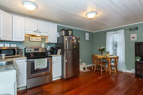 102 Green Street Somersworth NH 03878