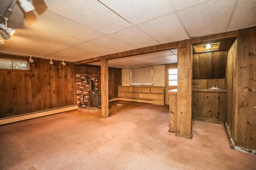 7 Leonard Avenue Hooksett NH 03106