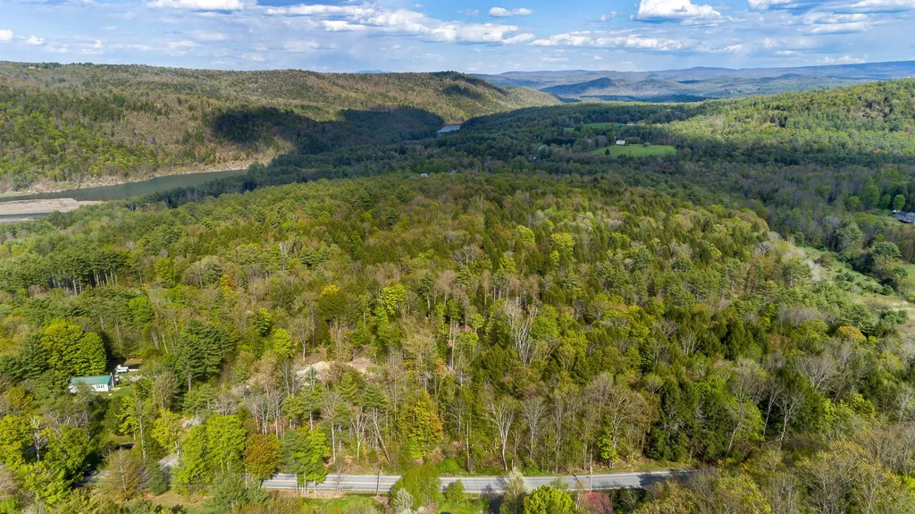 506 Quechee Road Hartland VT 05048