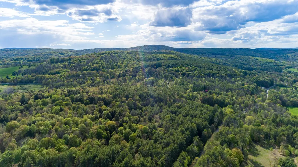 506 Quechee Road Hartland VT 05048