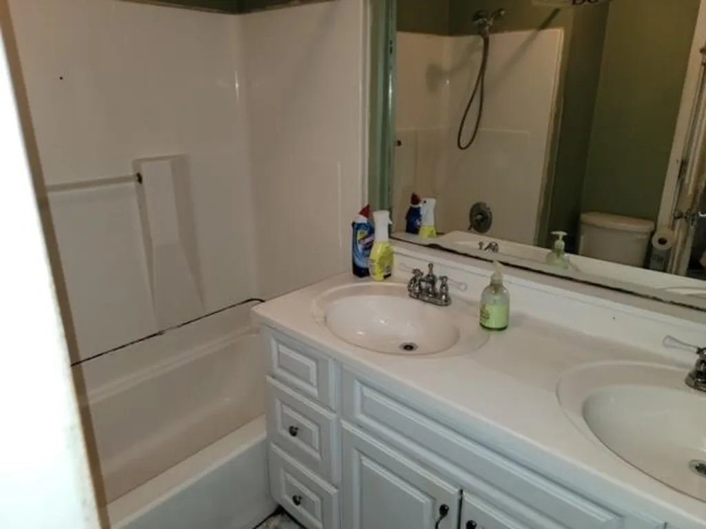118 Wakefield Street Rochester NH 03867