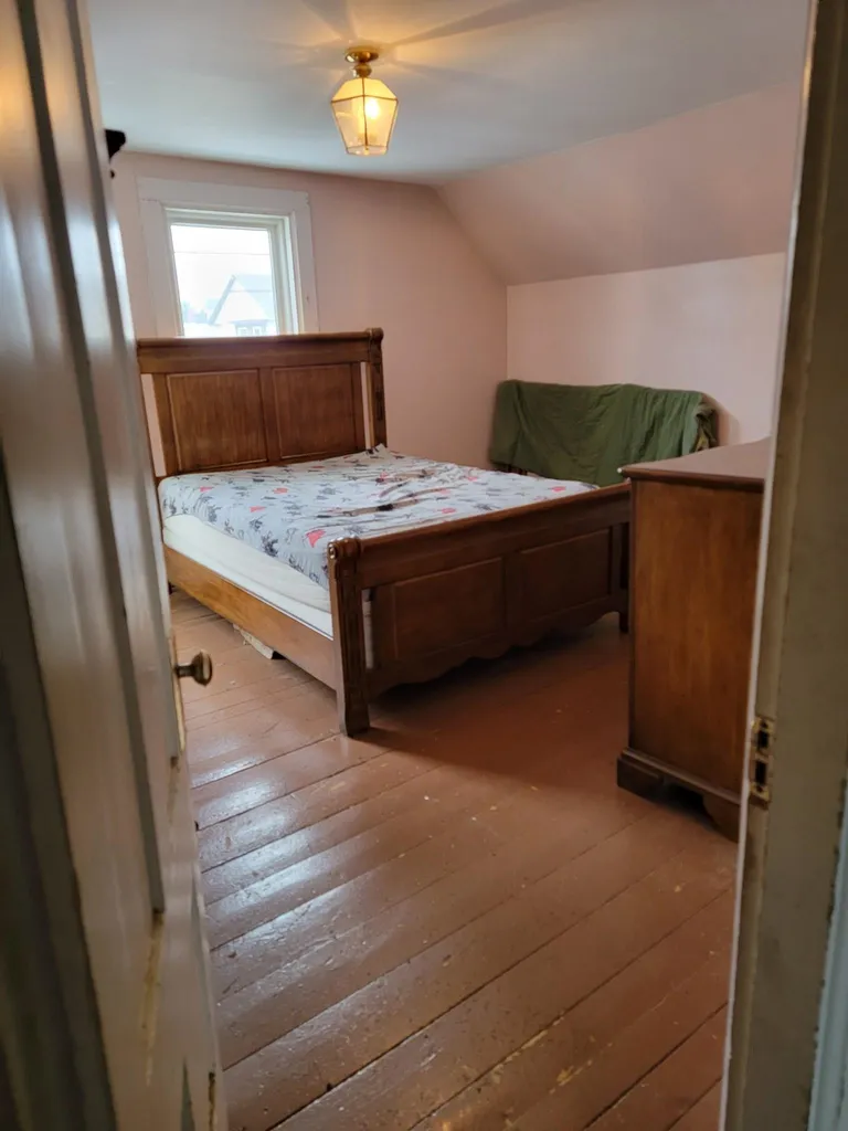 118 Wakefield Street Rochester NH 03867