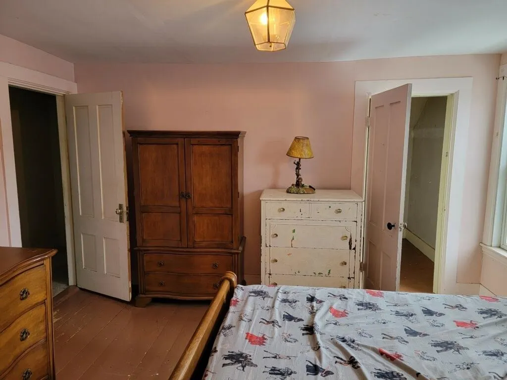 118 Wakefield Street Rochester NH 03867