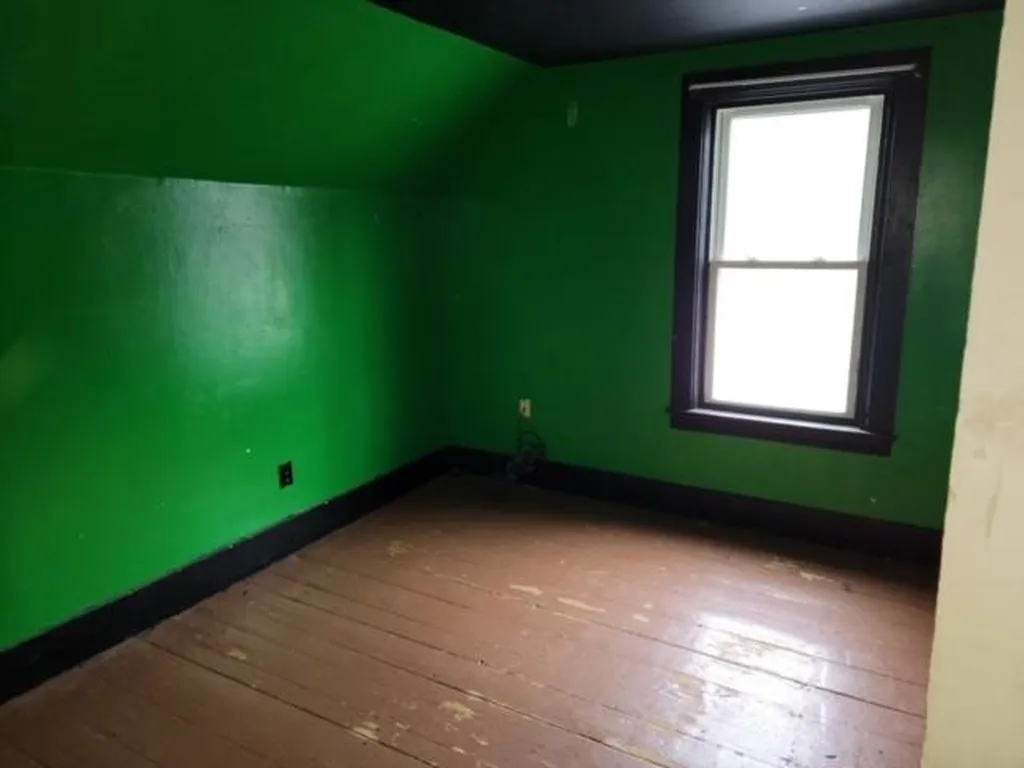 118 Wakefield Street Rochester NH 03867