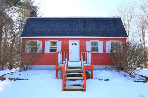 2 Maplewood Drive Londonderry NH 03053