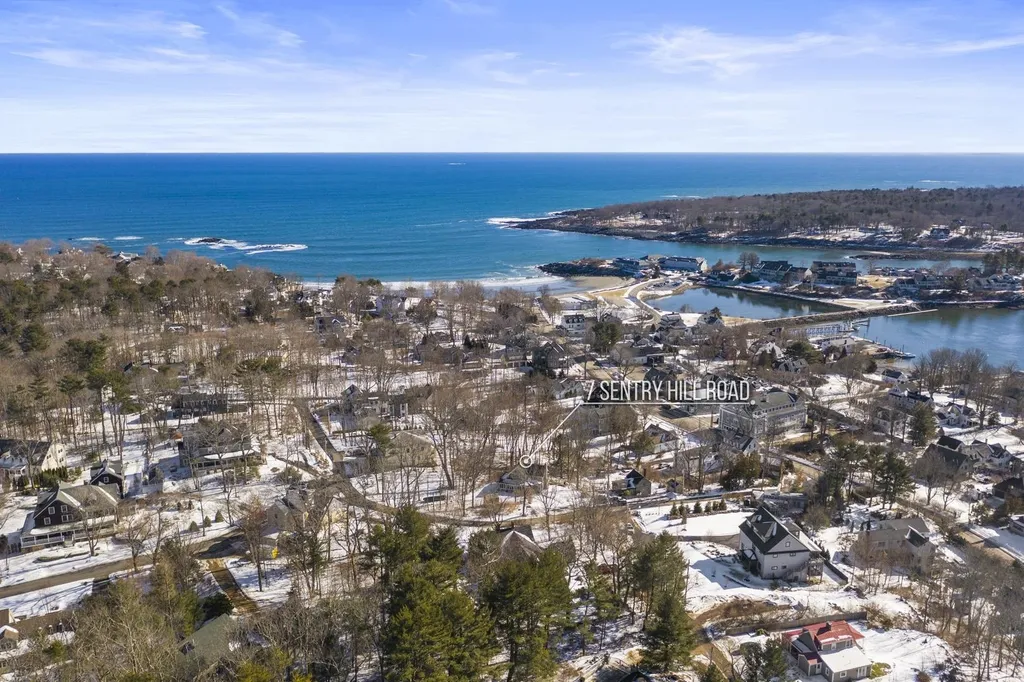 7 Sentry Hill Trail York ME 03909